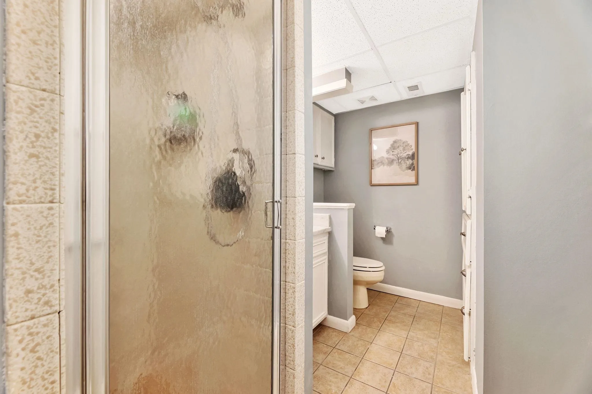 Wichita, Kansas 67206, United States, 3 Bedrooms Bedrooms, ,4 BathroomsBathrooms,Residential,Pending,41777