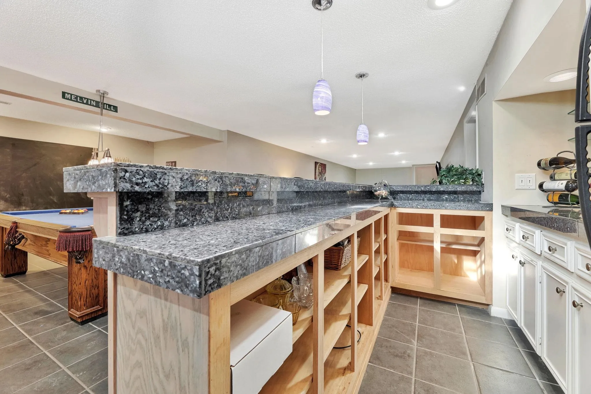 Wichita, Kansas 67206, United States, 3 Bedrooms Bedrooms, ,4 BathroomsBathrooms,Residential,Pending,41777