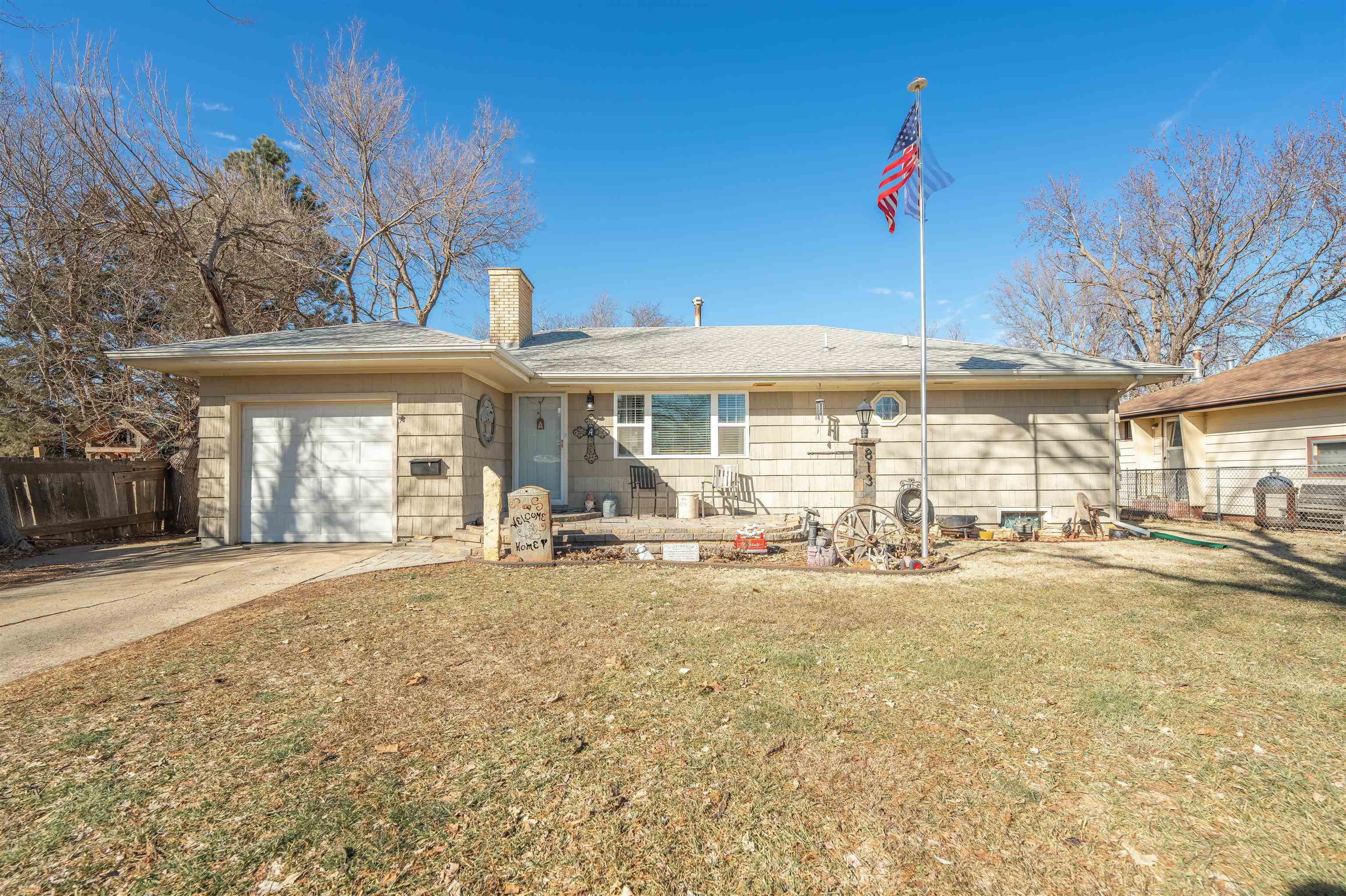 813 Russell Ave, Salina, Kansas image 1