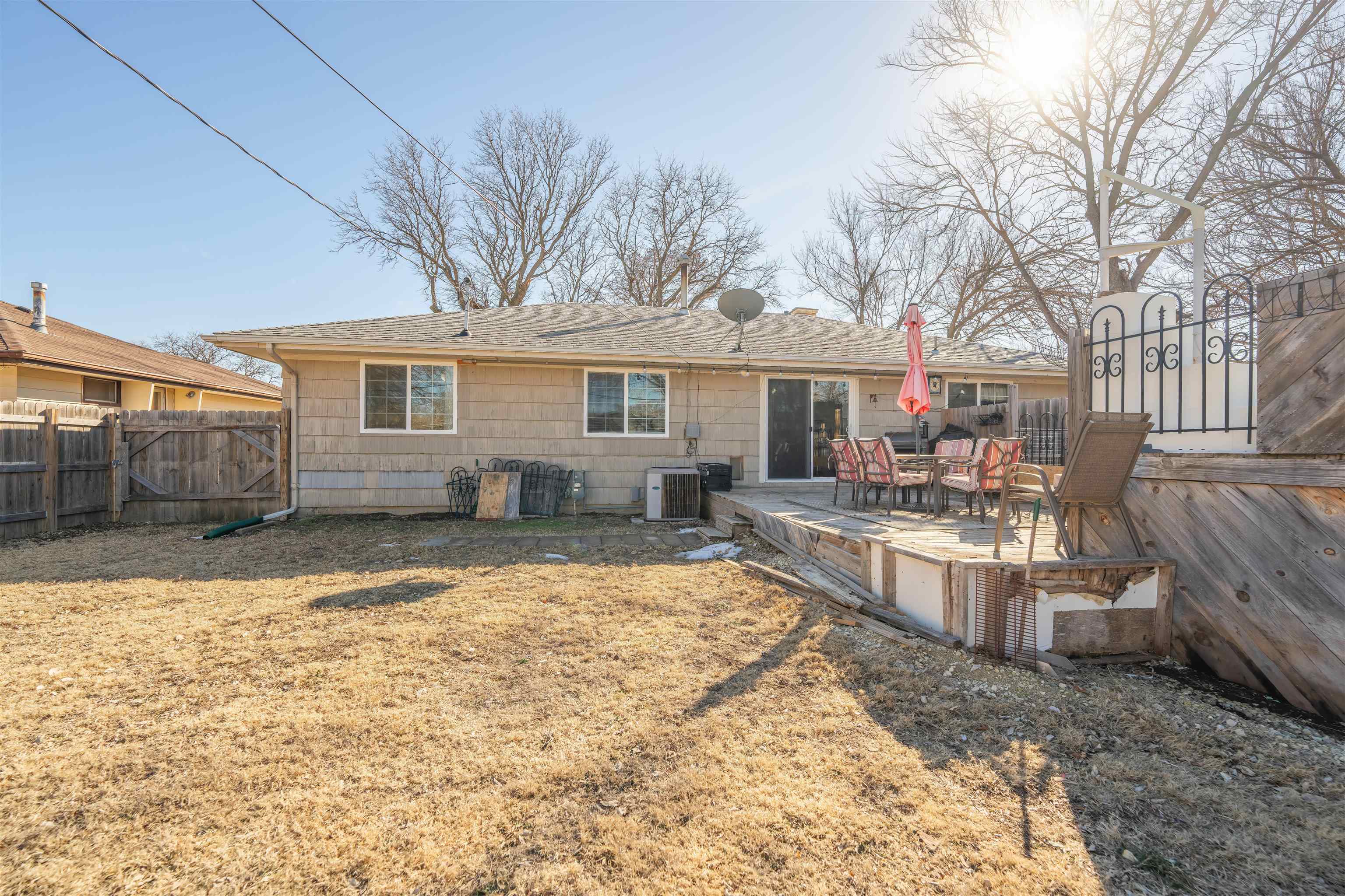 813 Russell Ave, Salina, Kansas image 27