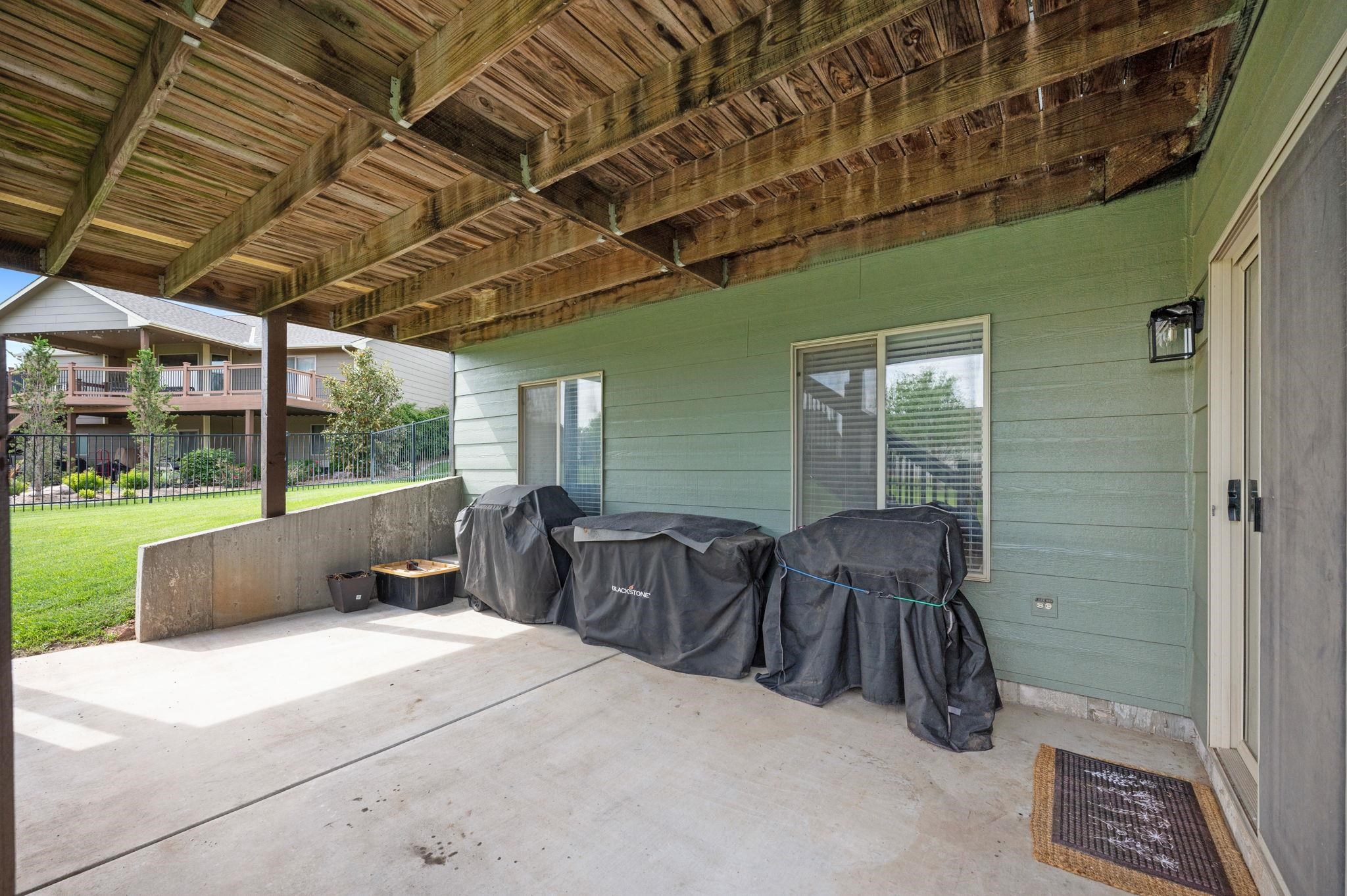 1916 N Newberry Pl, Derby, Kansas image 34