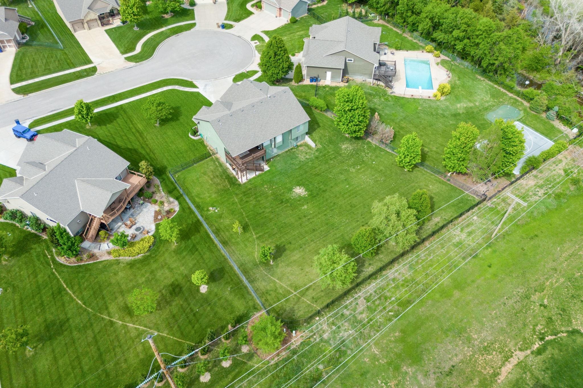 1916 N Newberry Pl, Derby, Kansas image 28