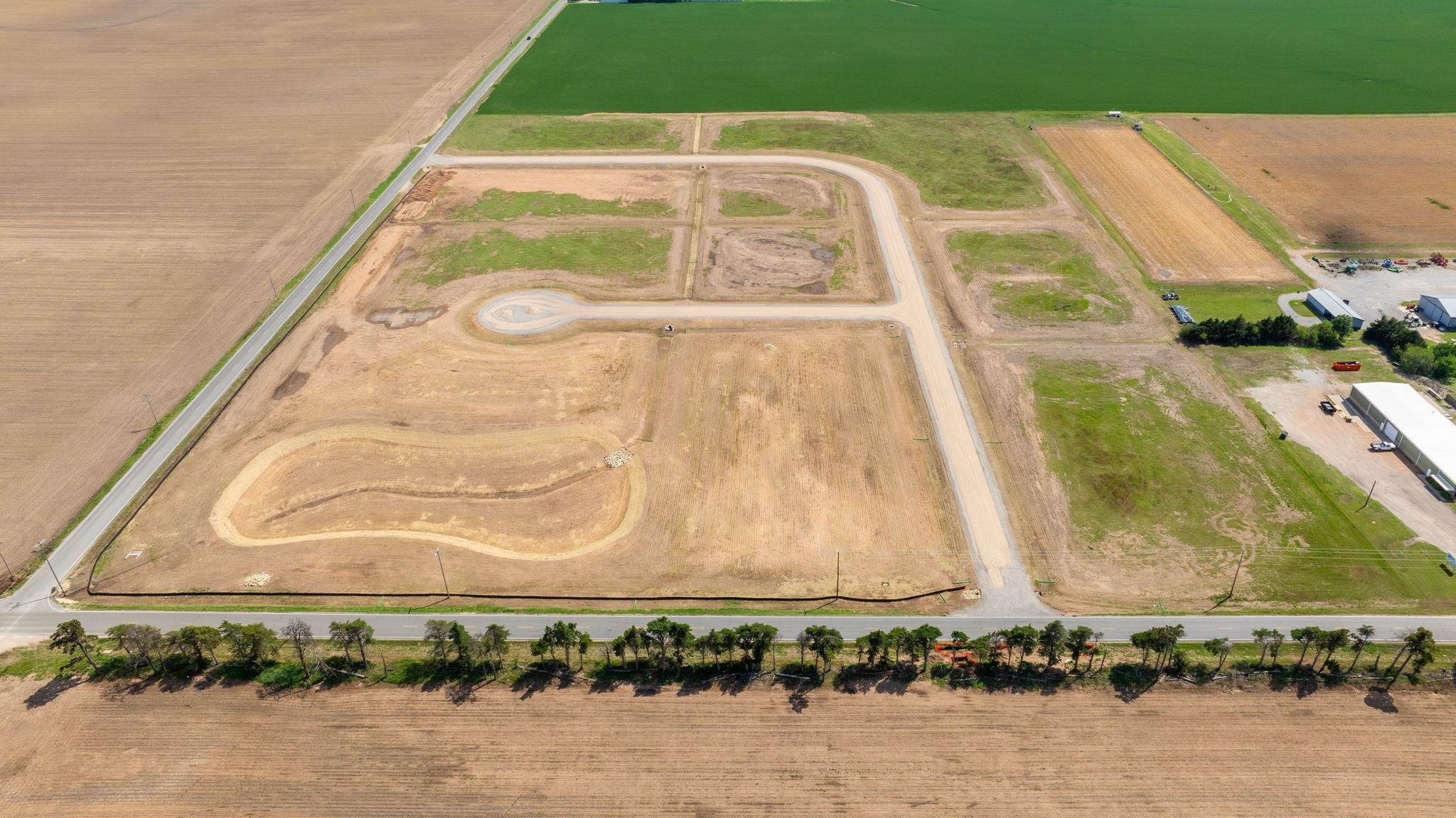 Lot 5 Block B, Maize, Kansas image 3