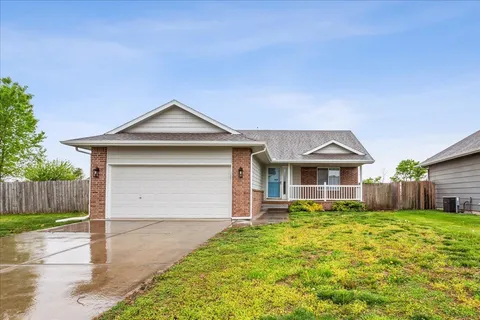 1429 Redbud Ct, Halstead, KS 67056 - MLS#: 654395
