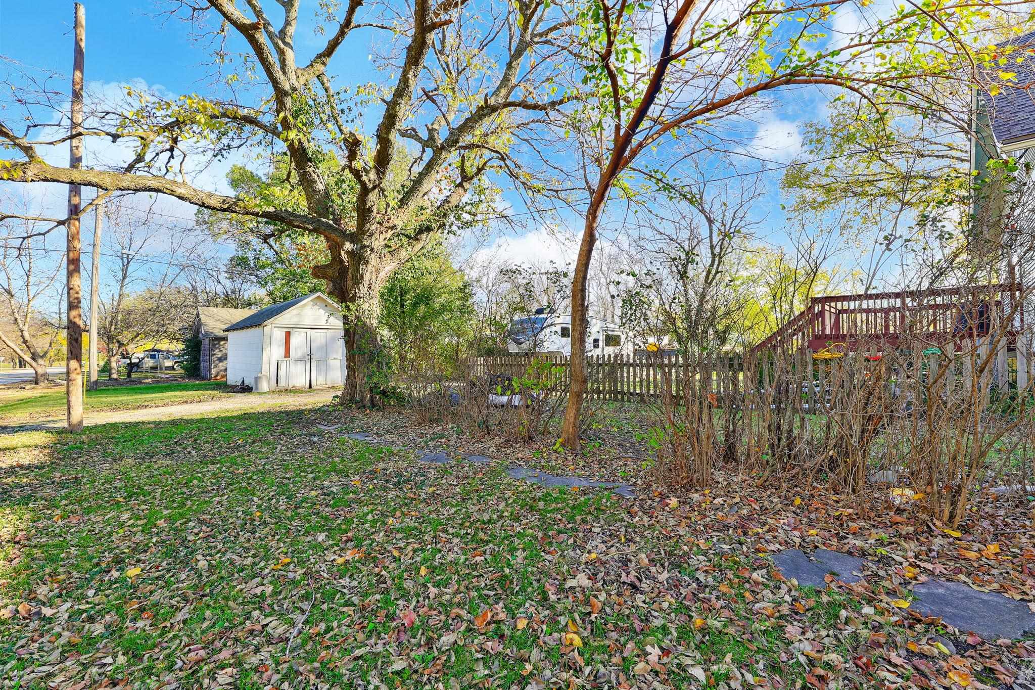 612 N Maple St, Peabody, Kansas image 35