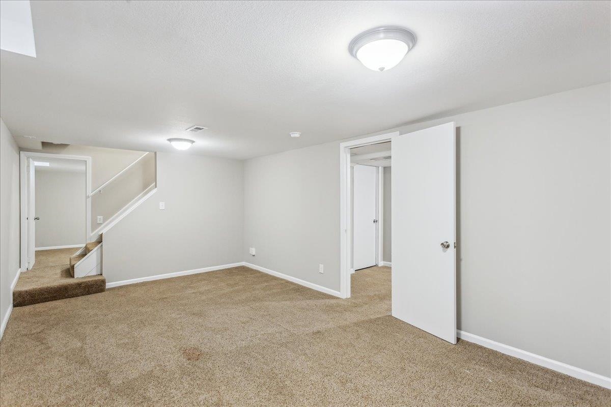 1523 Landon St, Hutchinson, Kansas image 15