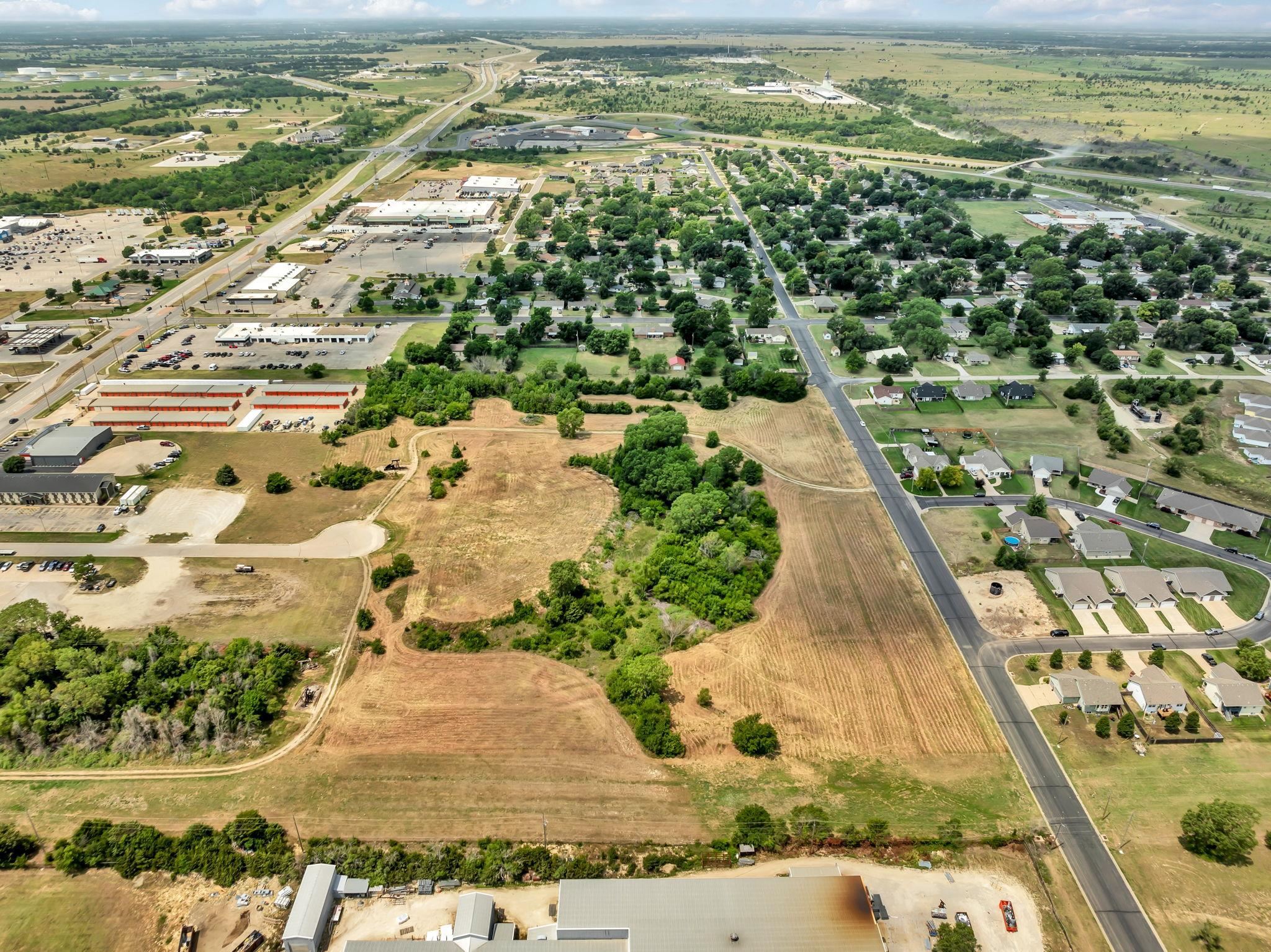 222 N Millheisler Rd, El Dorado, Kansas image 4