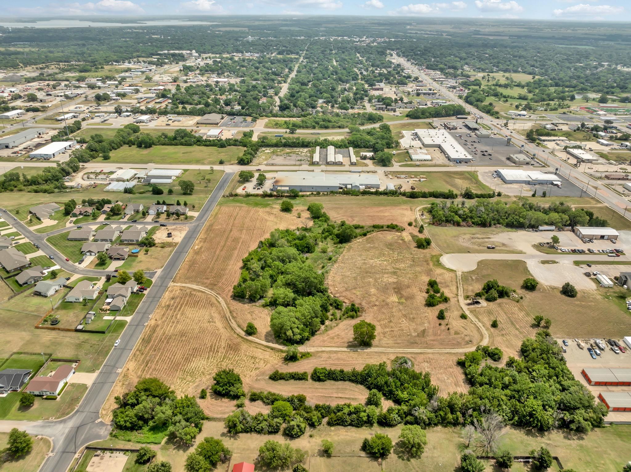 222 N Millheisler Rd, El Dorado, Kansas image 8