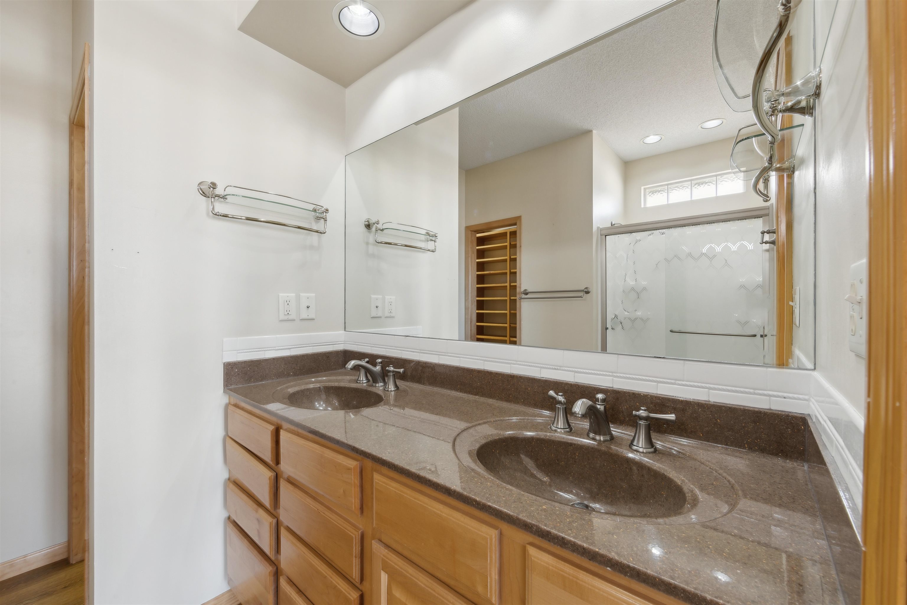 4504 N Barton Creek Ct, Wichita, Kansas image 20