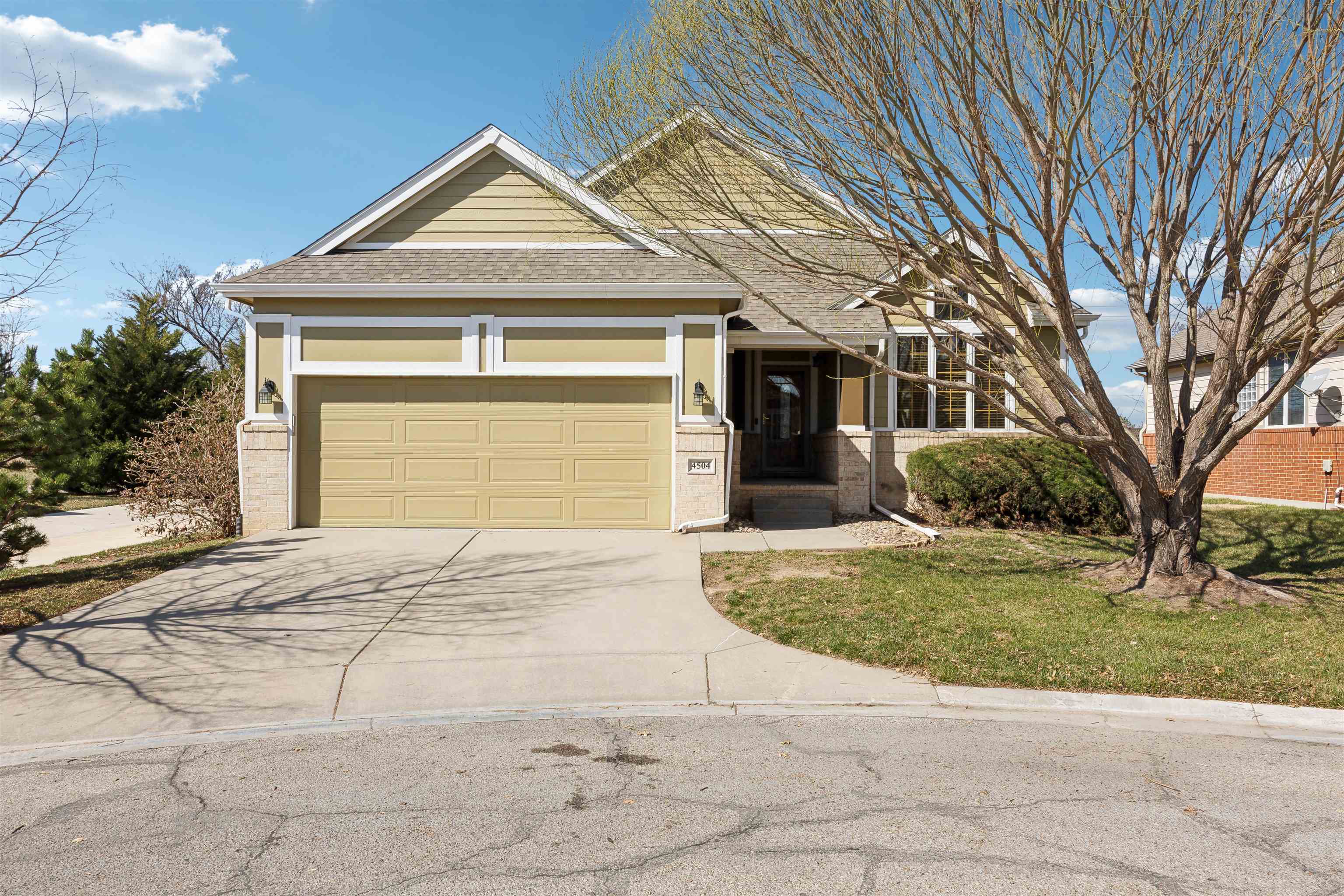 4504 N Barton Creek Ct, Wichita, Kansas image 1