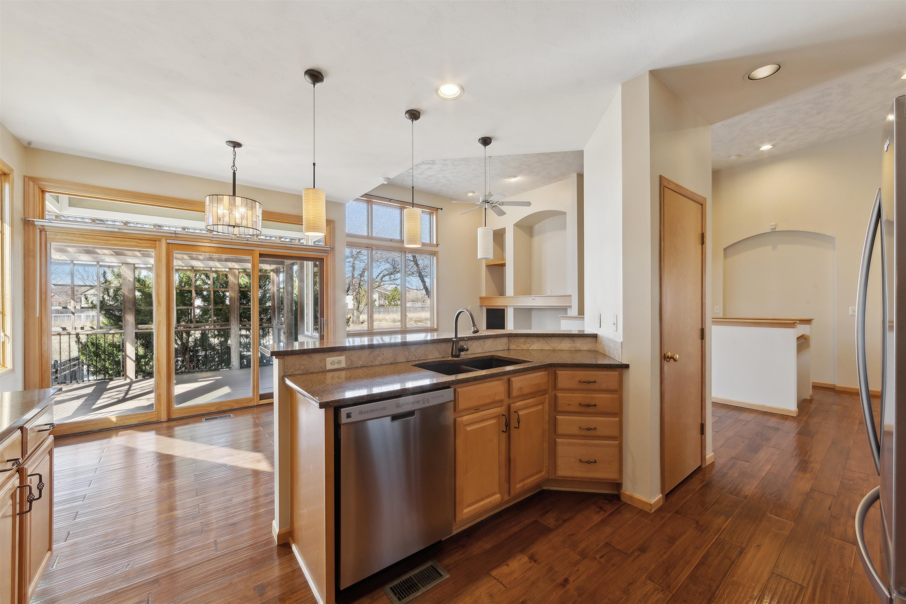 4504 N Barton Creek Ct, Wichita, Kansas image 13