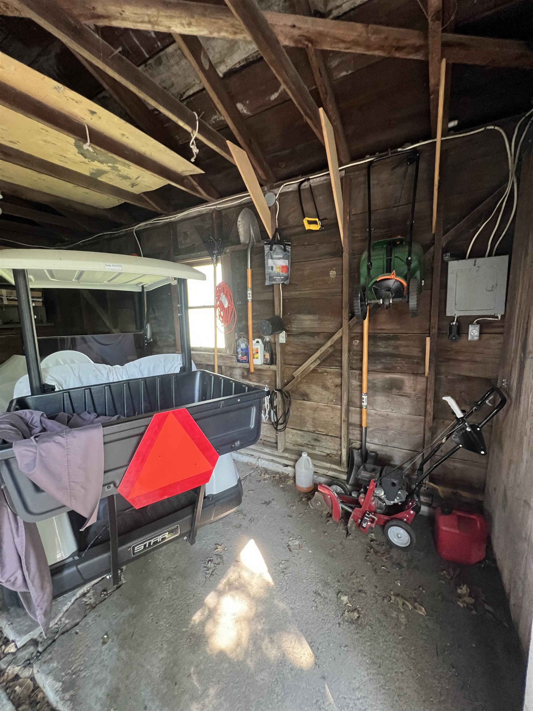 521 N Oak St, Eureka, Kansas image 25