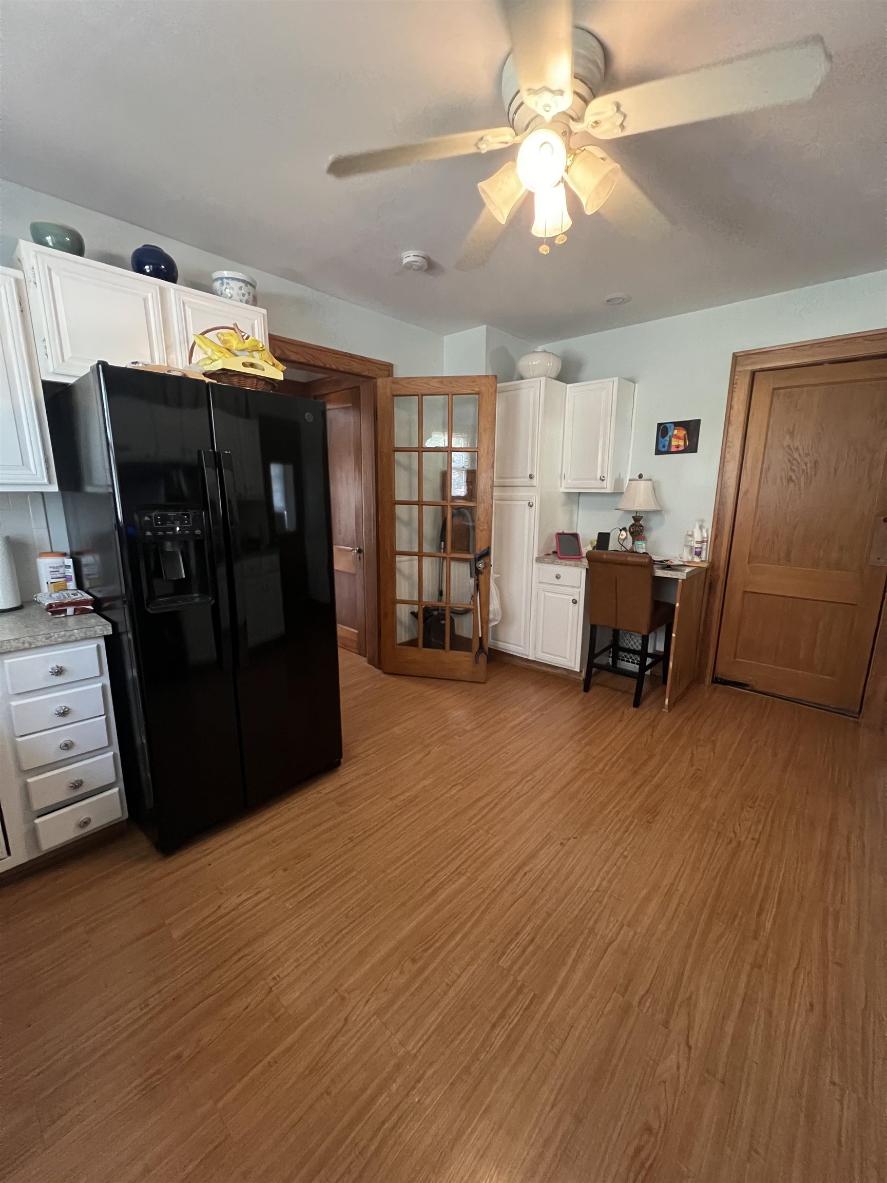 521 N Oak St, Eureka, Kansas image 8