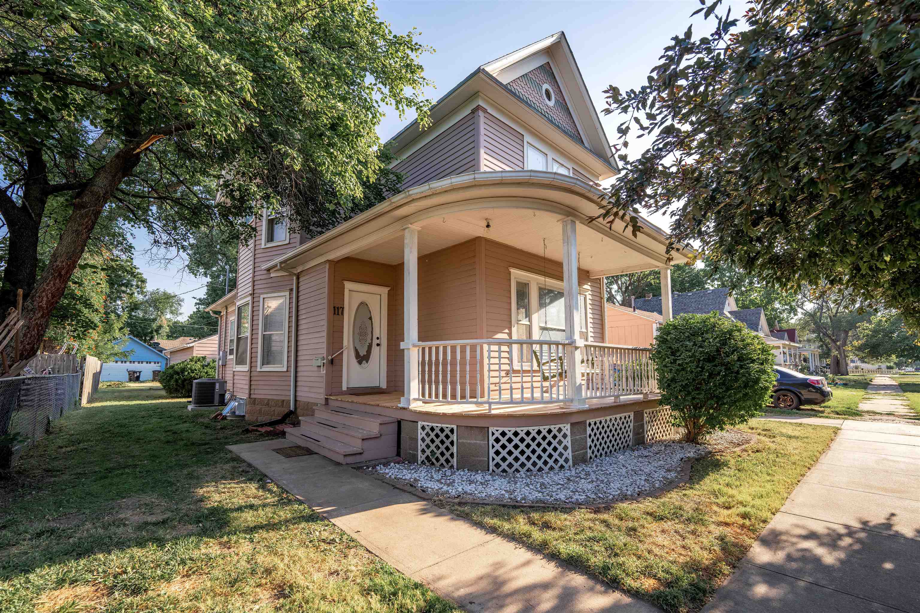 117 W Ellsworth Ave, Salina, Kansas image 1