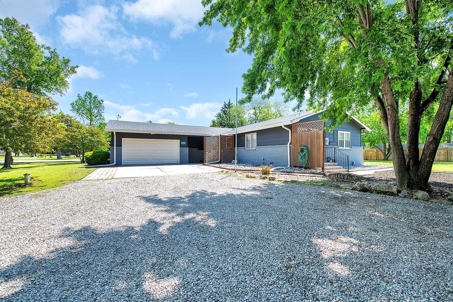 11905 W Cedar Lane, Maize, Kansas image 23