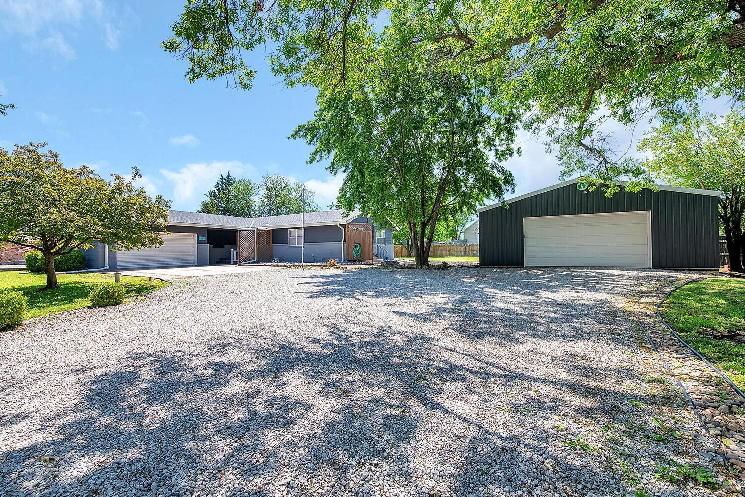 11905 W Cedar Lane, Maize, Kansas image 1