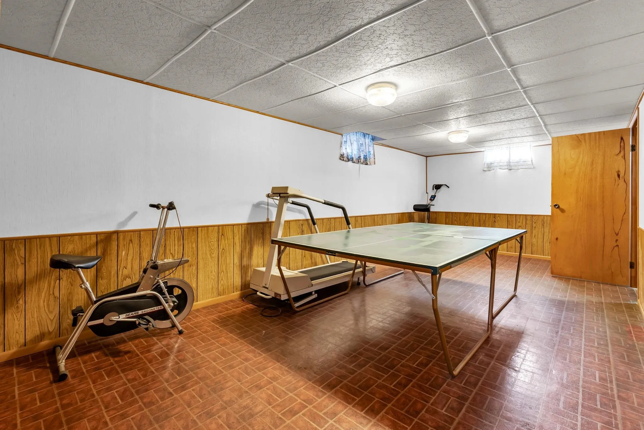 Derby, Kansas 67037, United States, 3 Bedrooms Bedrooms, ,2 BathroomsBathrooms,Residential,Pending,236681