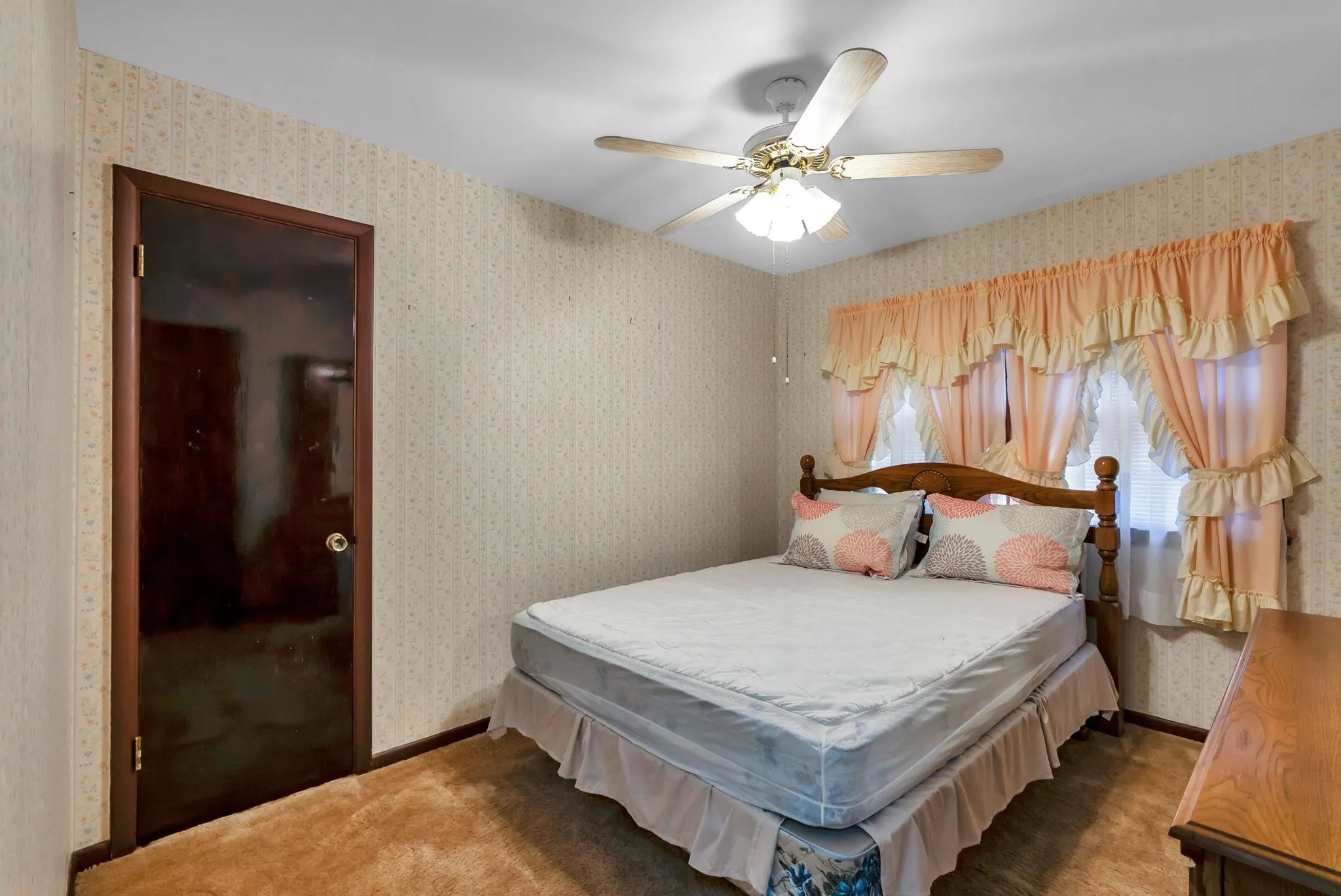 Derby, Kansas 67037, United States, 3 Bedrooms Bedrooms, ,2 BathroomsBathrooms,Residential,Pending,236681