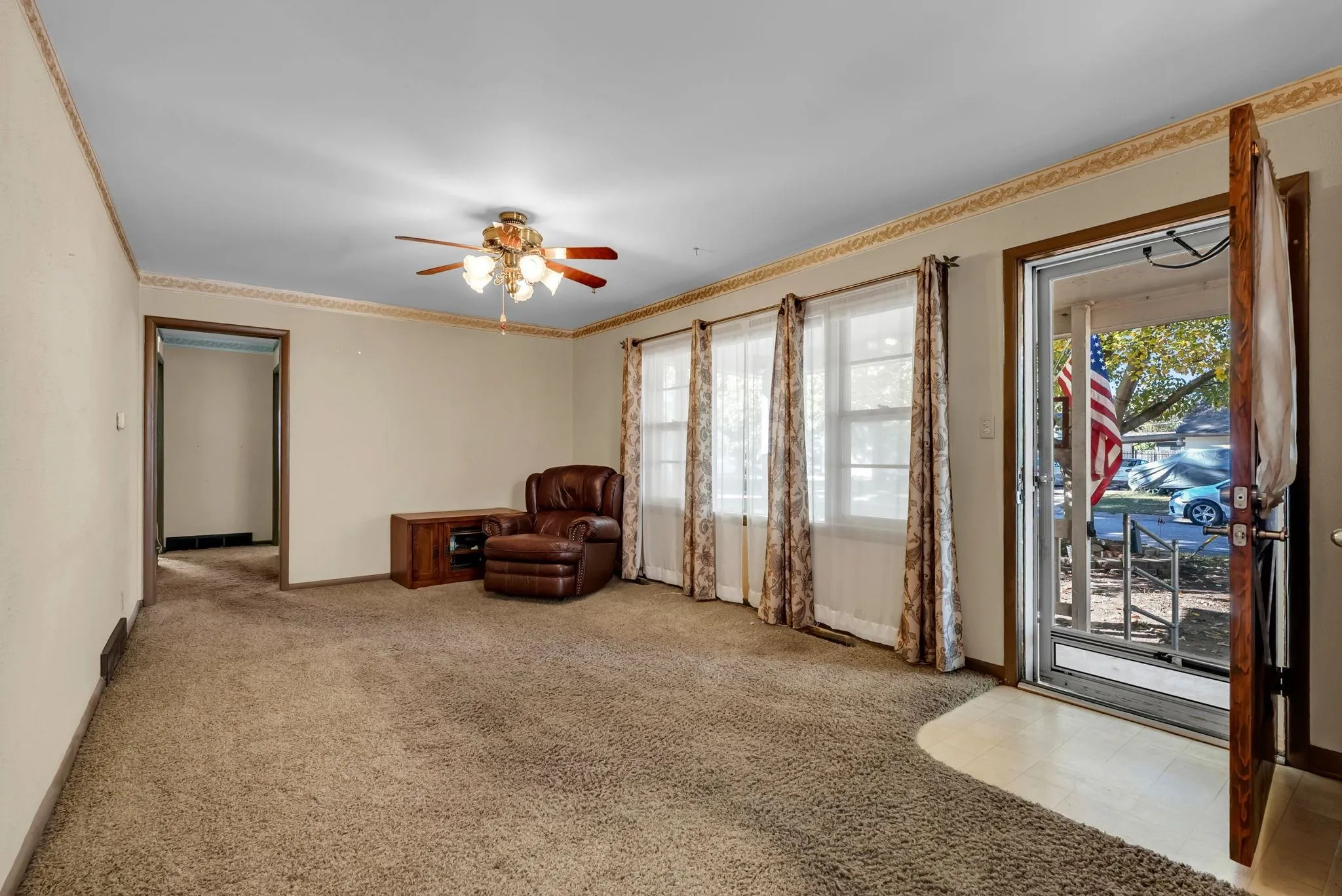 Derby, Kansas 67037, United States, 3 Bedrooms Bedrooms, ,2 BathroomsBathrooms,Residential,Pending,236681