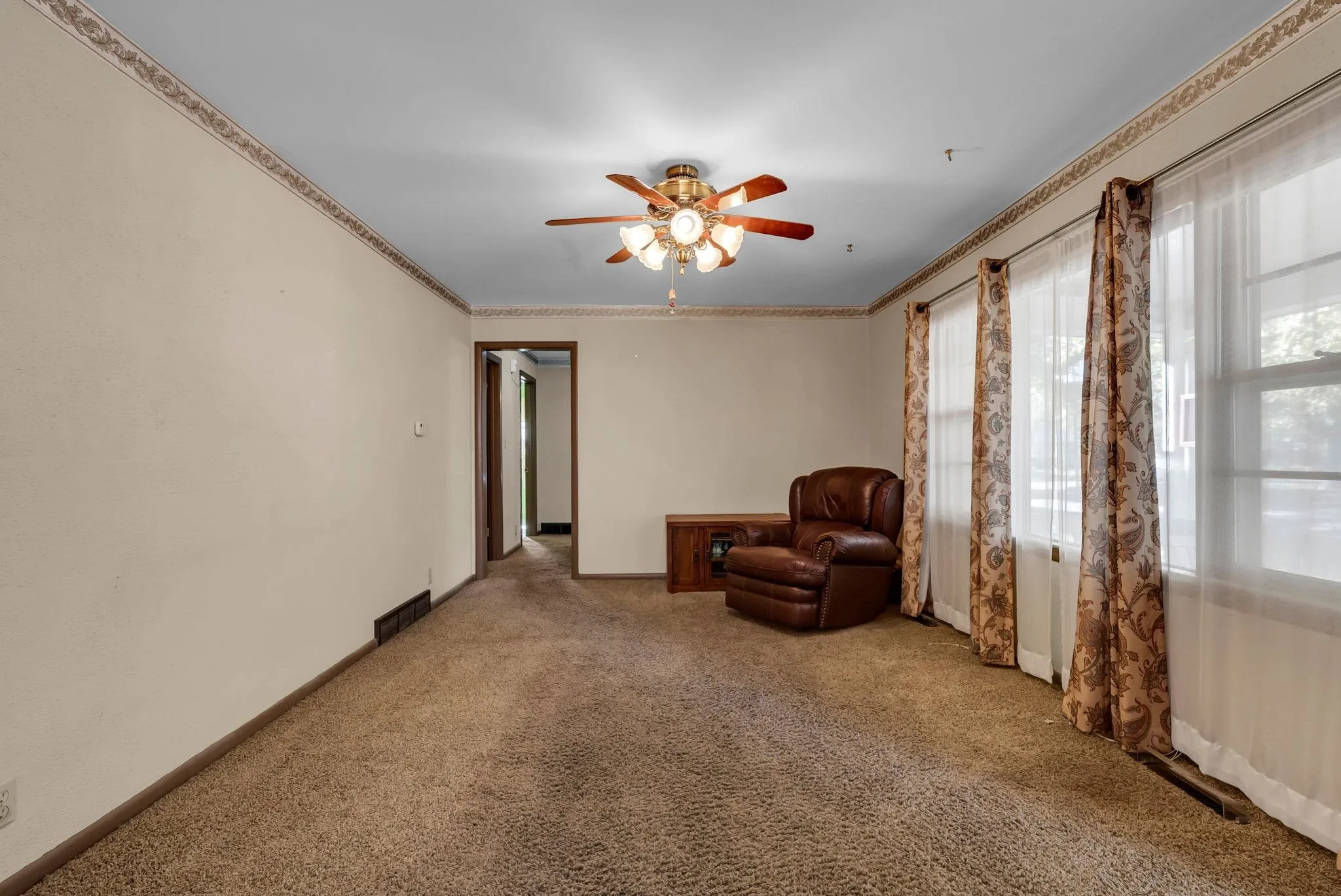 Derby, Kansas 67037, United States, 3 Bedrooms Bedrooms, ,2 BathroomsBathrooms,Residential,Pending,236681