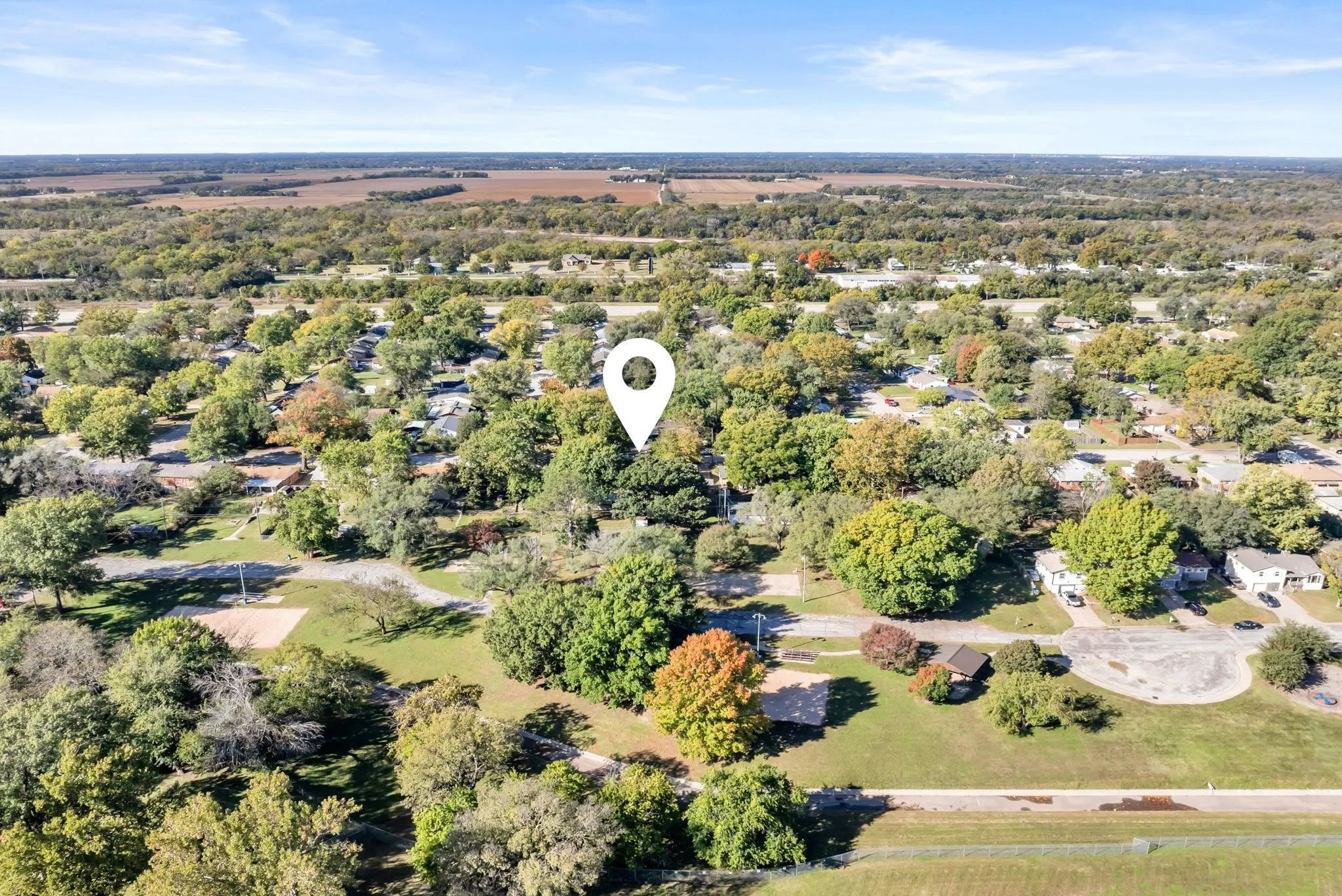 Derby, Kansas 67037, United States, 3 Bedrooms Bedrooms, ,2 BathroomsBathrooms,Residential,Pending,236681