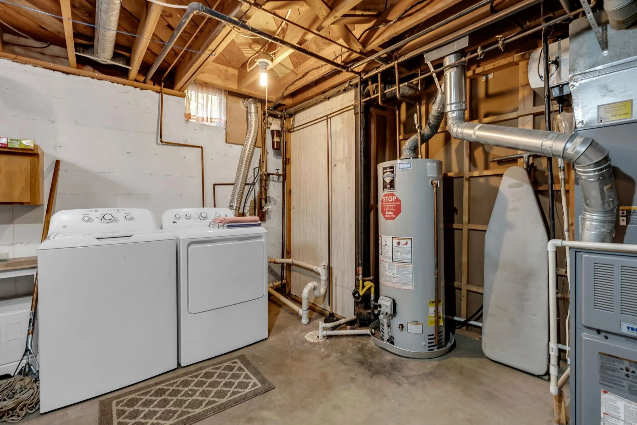 Derby, Kansas 67037, United States, 3 Bedrooms Bedrooms, ,2 BathroomsBathrooms,Residential,Pending,236681