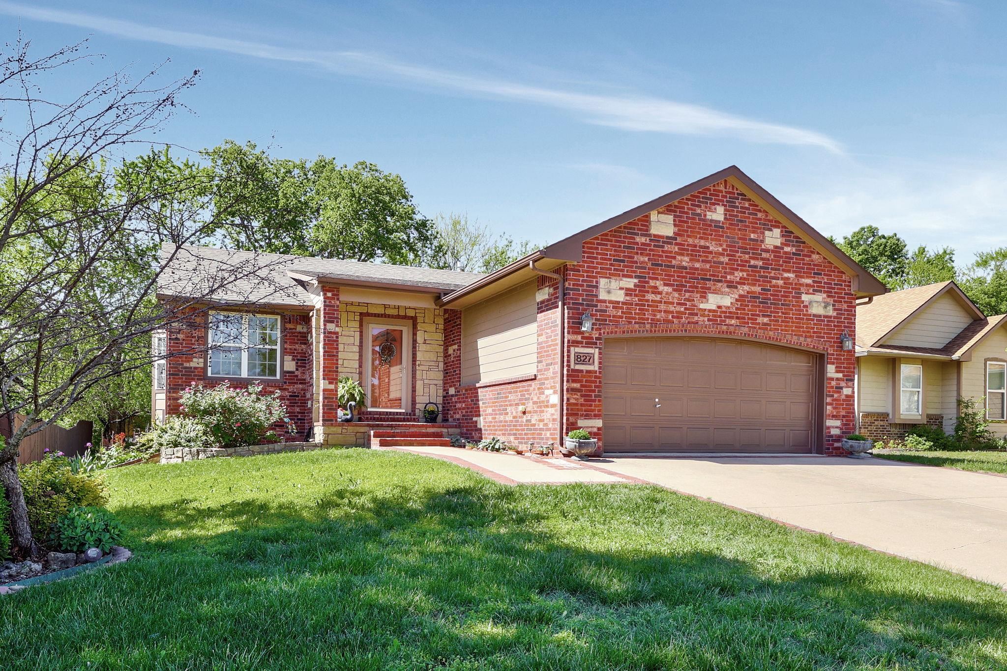 827 S Sunset Cir, Andover, Kansas image 2