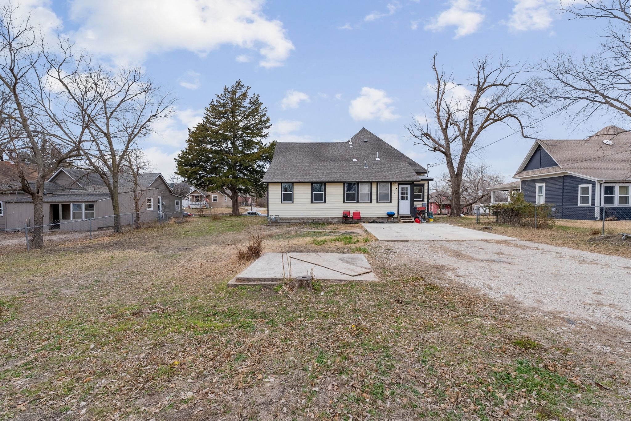 1114 N Pine St, Newton, Kansas image 26