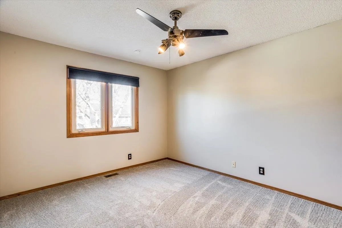 Derby, Kansas 67037, United States, 4 Bedrooms Bedrooms, ,3 BathroomsBathrooms,Residential,Pending,87272