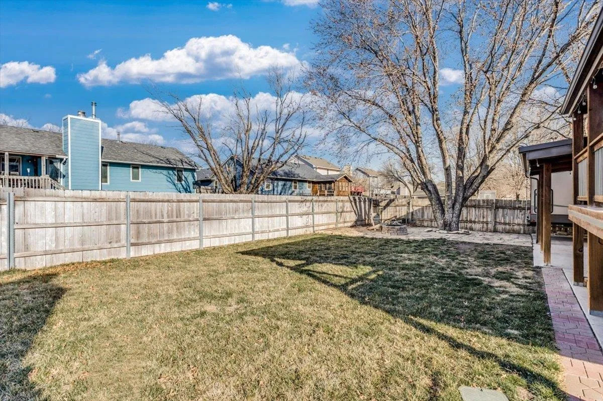 Derby, Kansas 67037, United States, 4 Bedrooms Bedrooms, ,3 BathroomsBathrooms,Residential,Pending,87272