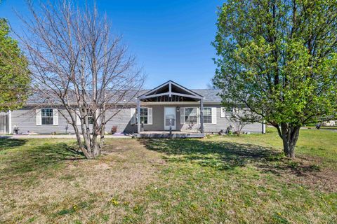 Mobile Home For Sale - 516 S Mill Rd<br/> Butler County, Leon, KS 67074