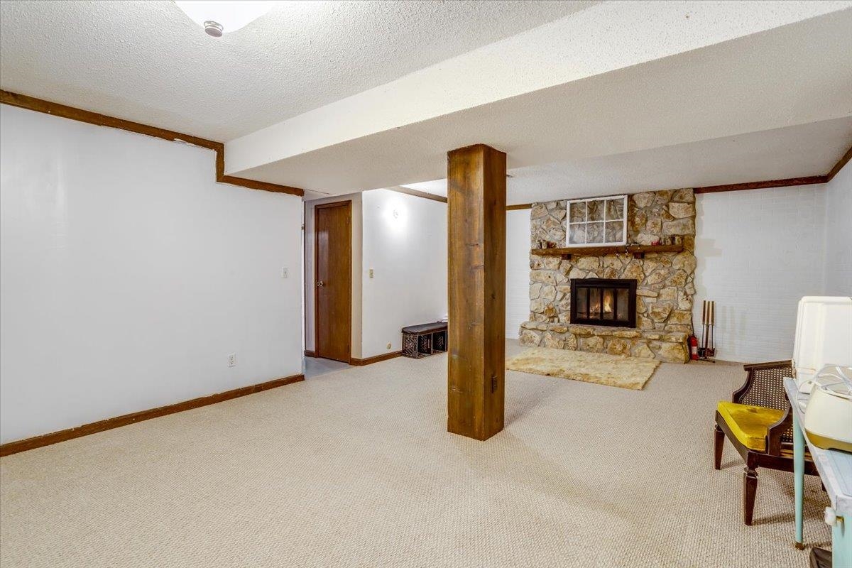 821 E 4th Cir, Douglass, Kansas image 26