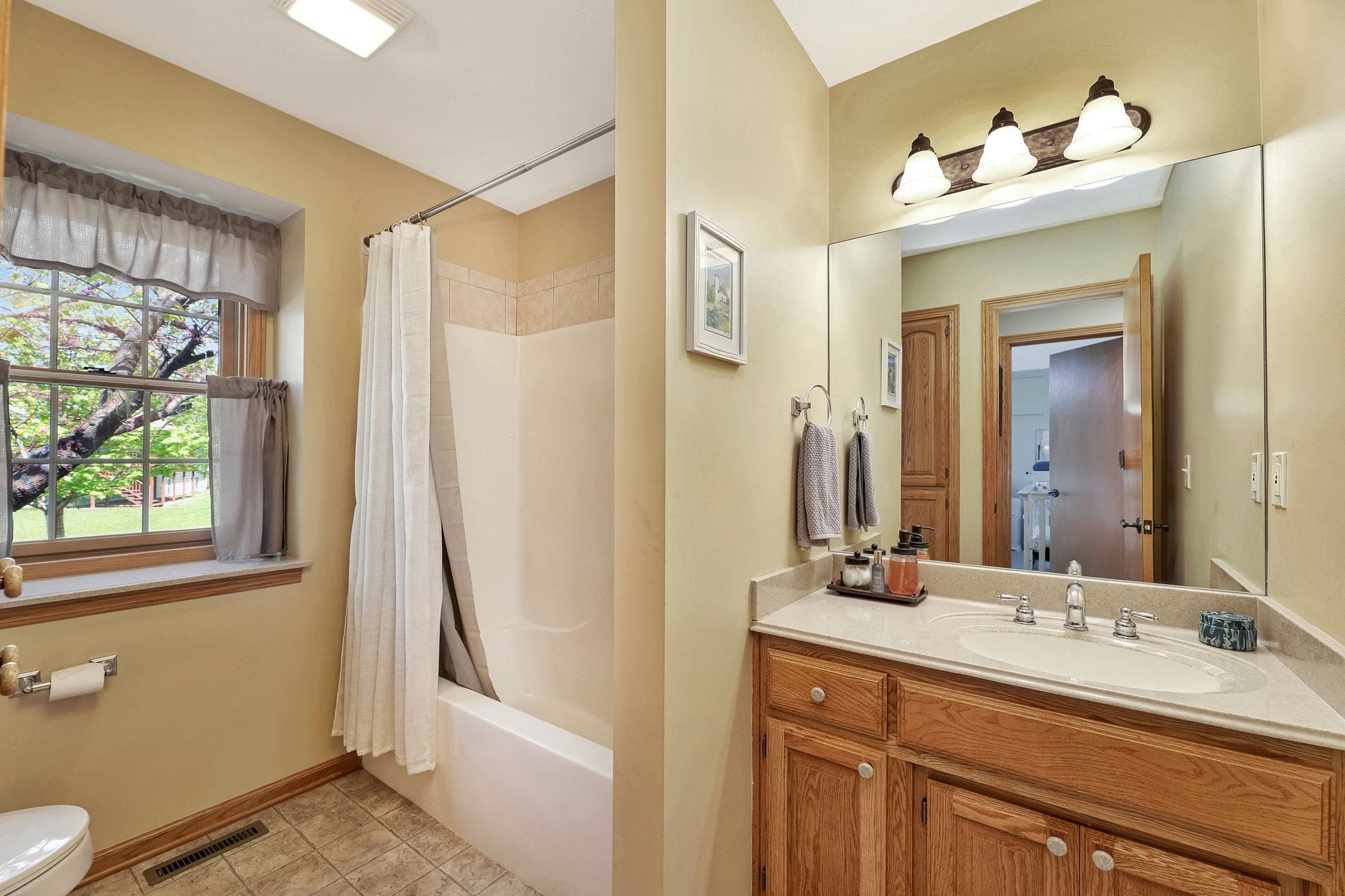 1809 E Wyndham Rd, Park City, Kansas image 21