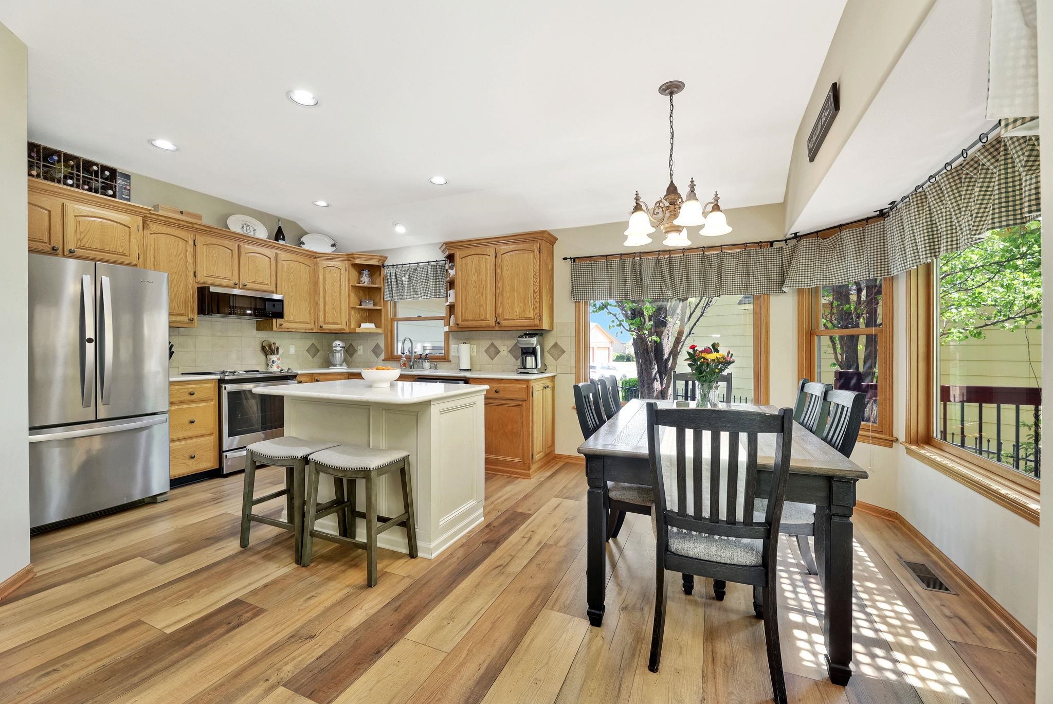 1809 E Wyndham Rd, Park City, Kansas image 9