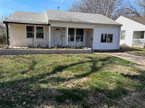 Homes For Sale - 1751 S Volutsia Ave<br/> Wichita, KS 67211