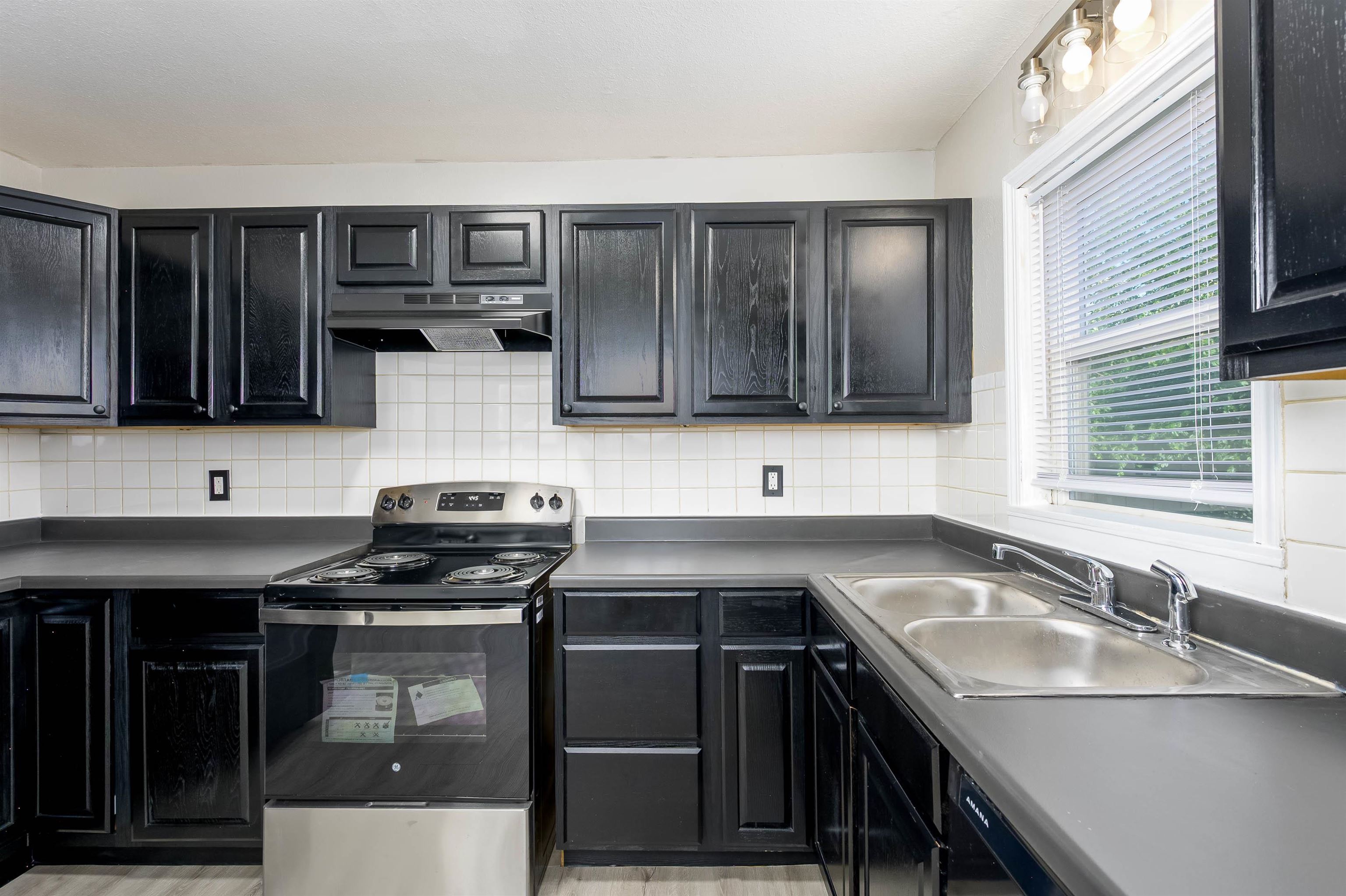 401 W Grover Ave, Wichita, Kansas image 14