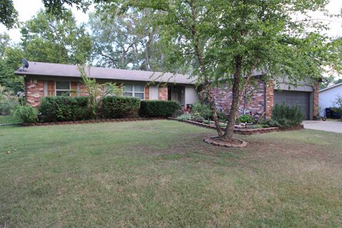 Homes For Sale - 219 Warren Rd<br/> El Dorado, KS 67042