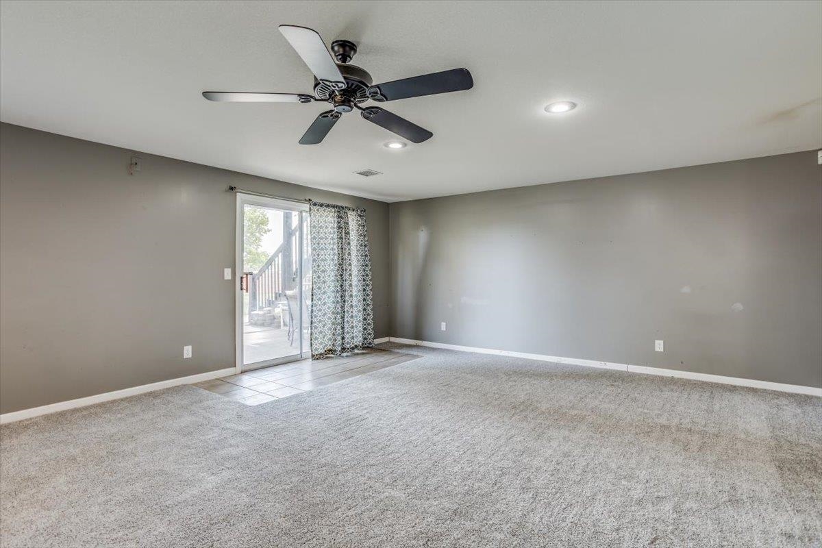 Derby, Kansas 67037, United States, 5 Bedrooms Bedrooms, ,3 BathroomsBathrooms,Residential,Pending,57696