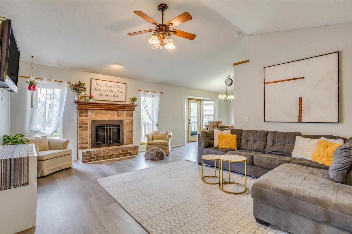 Derby, Kansas 67037, United States, 5 Bedrooms Bedrooms, ,3 BathroomsBathrooms,Residential,Pending,57696