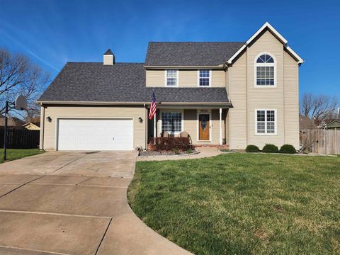 Homes For Sale - 2633 N Beacon Hill Ct<br/> Sedgwick County, Wichita, KS 67220