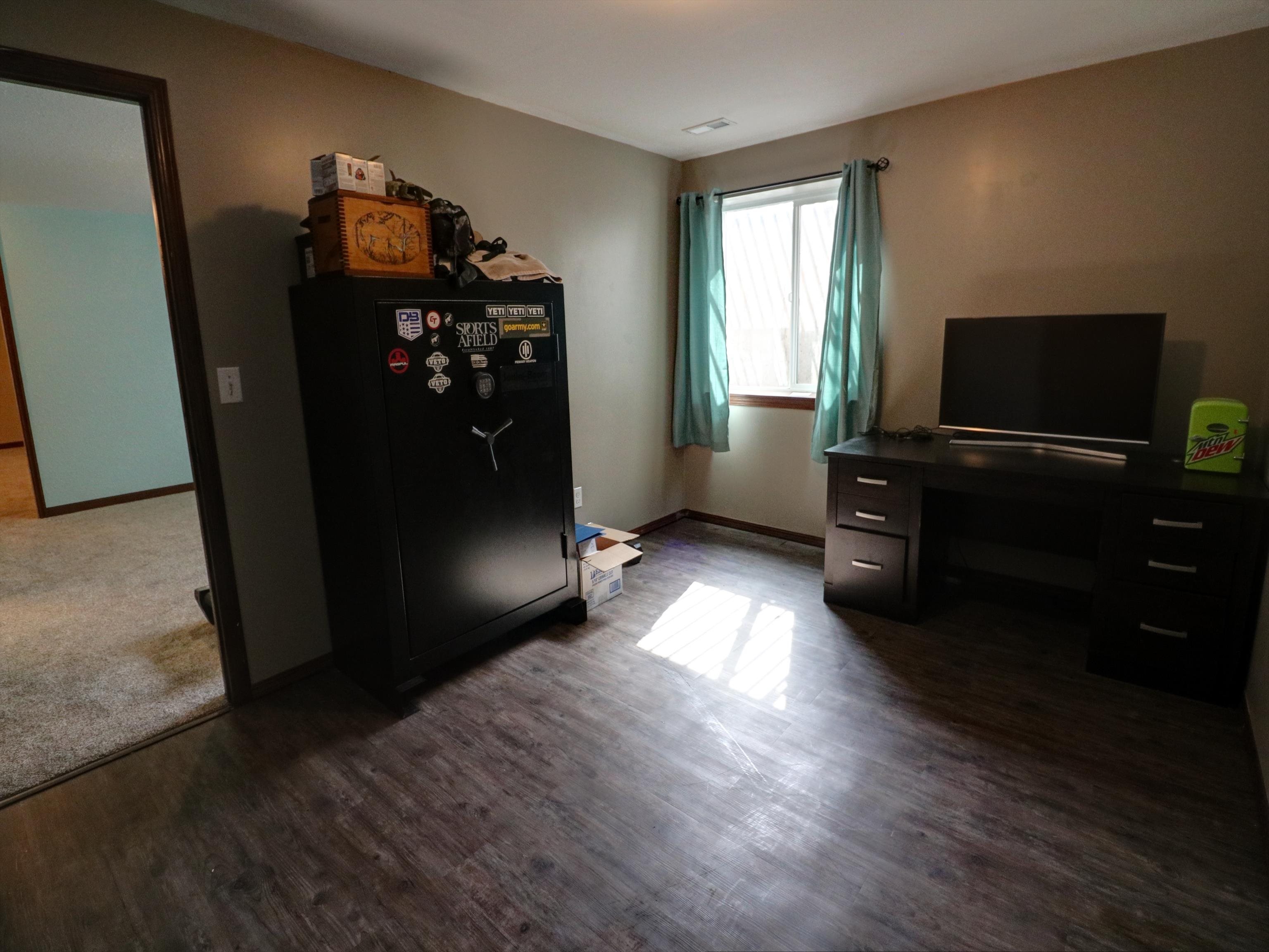 2015 S Poplar St, Newton, Virginia image 22