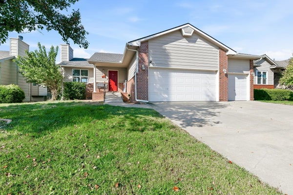 5109 N BLACKHAWK ST, WICHITA, KS 67219 - Image 28ea576e3ccd7430bb4f72996be6fc9d/1903682728
