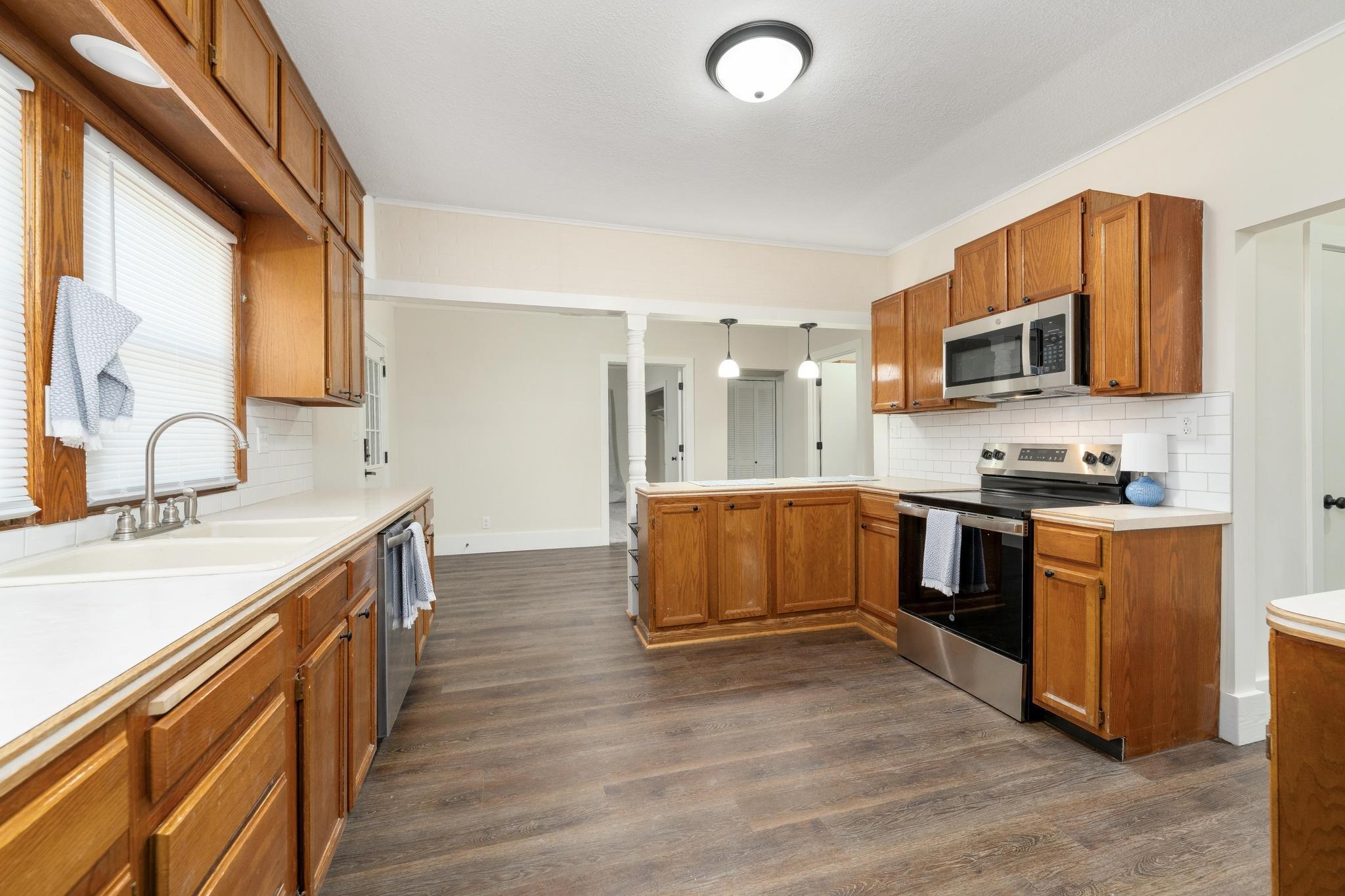 906 N St. Paul Ave, Wichita, Kansas image 6