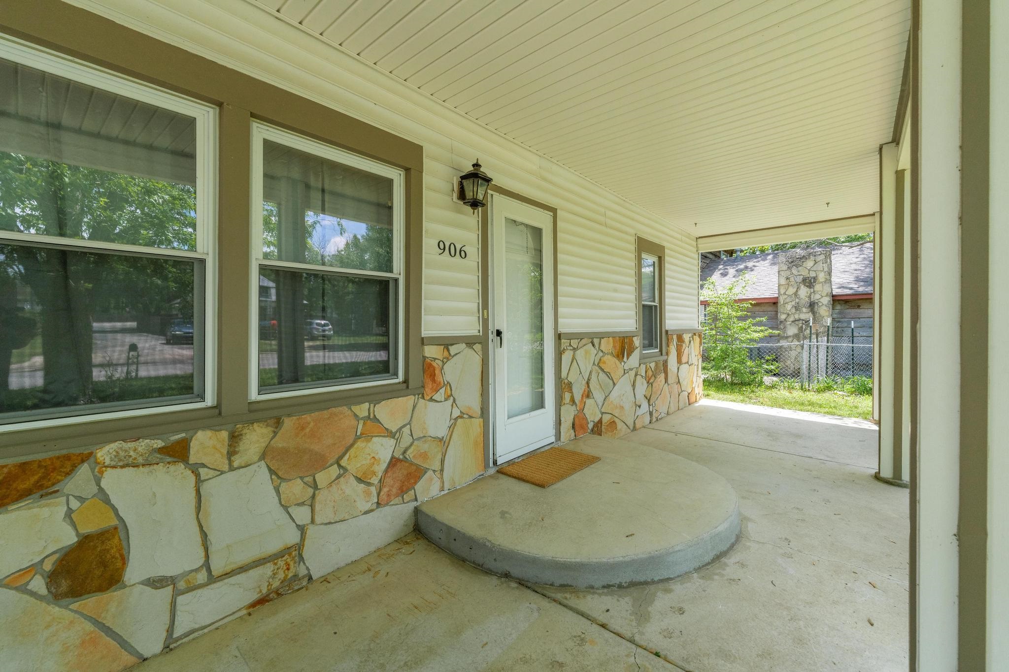 906 N St. Paul Ave, Wichita, Kansas image 2