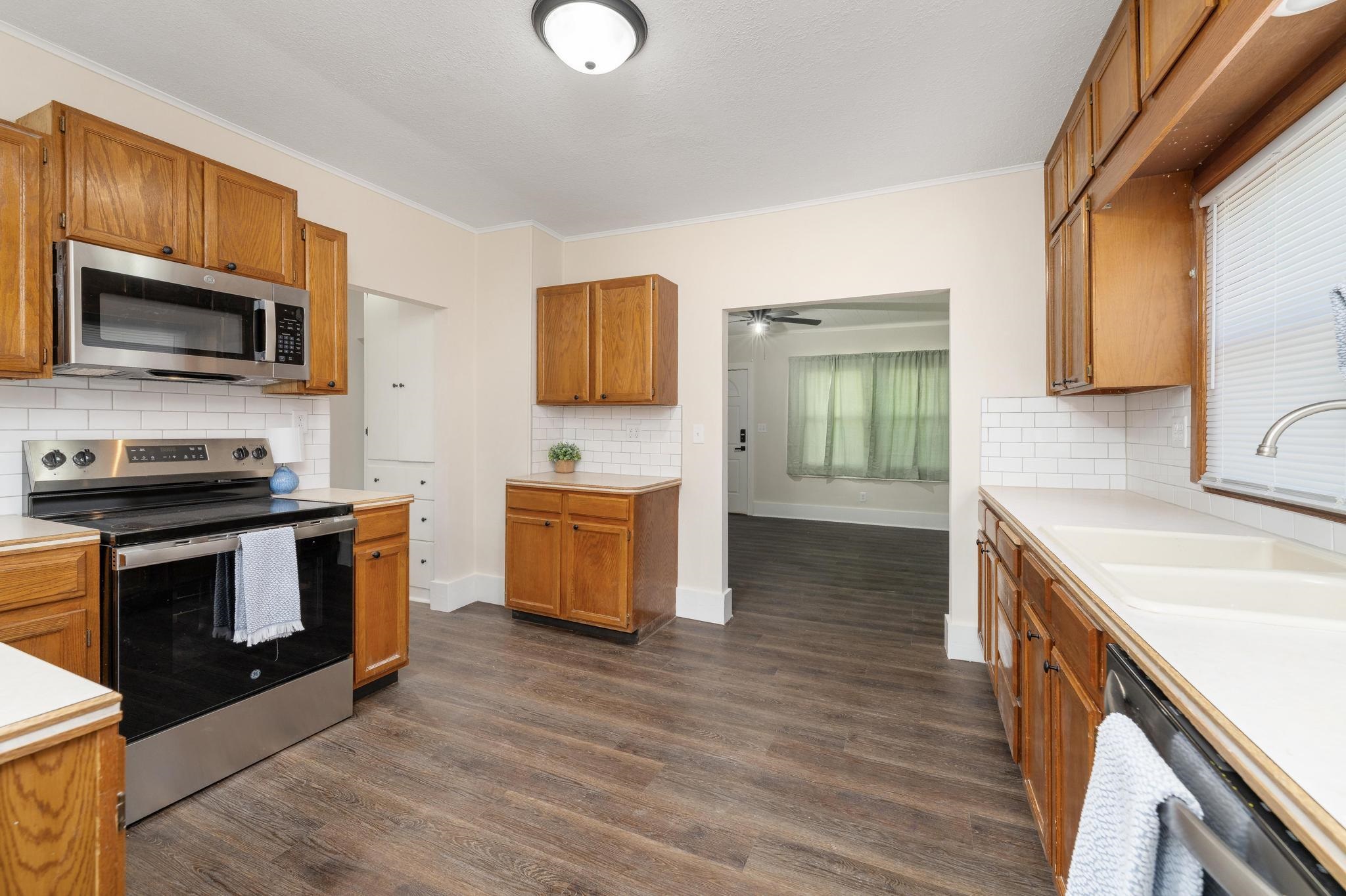 906 N St. Paul Ave, Wichita, Kansas image 10