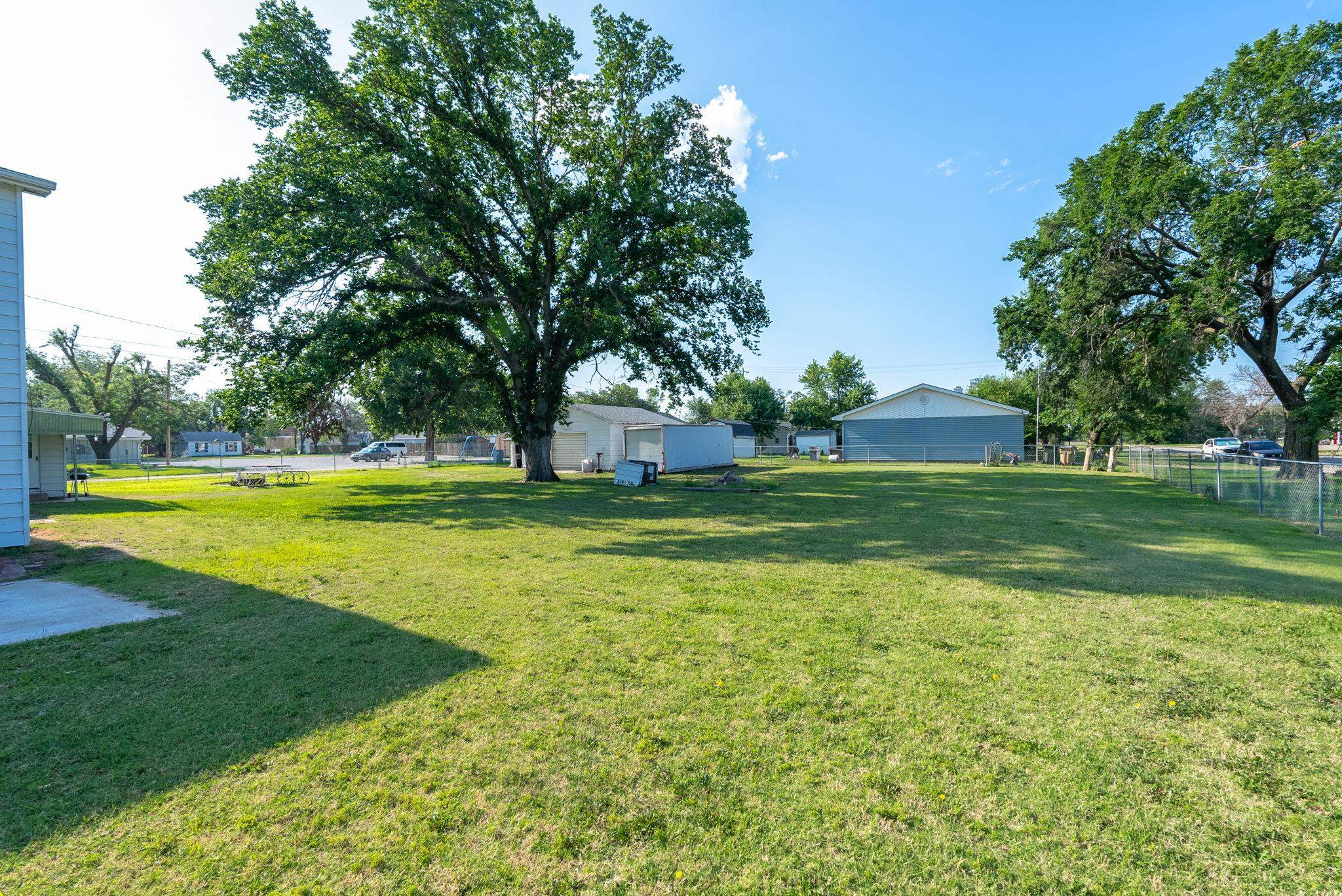 217 W Blaine St, Burrton, Kansas image 31