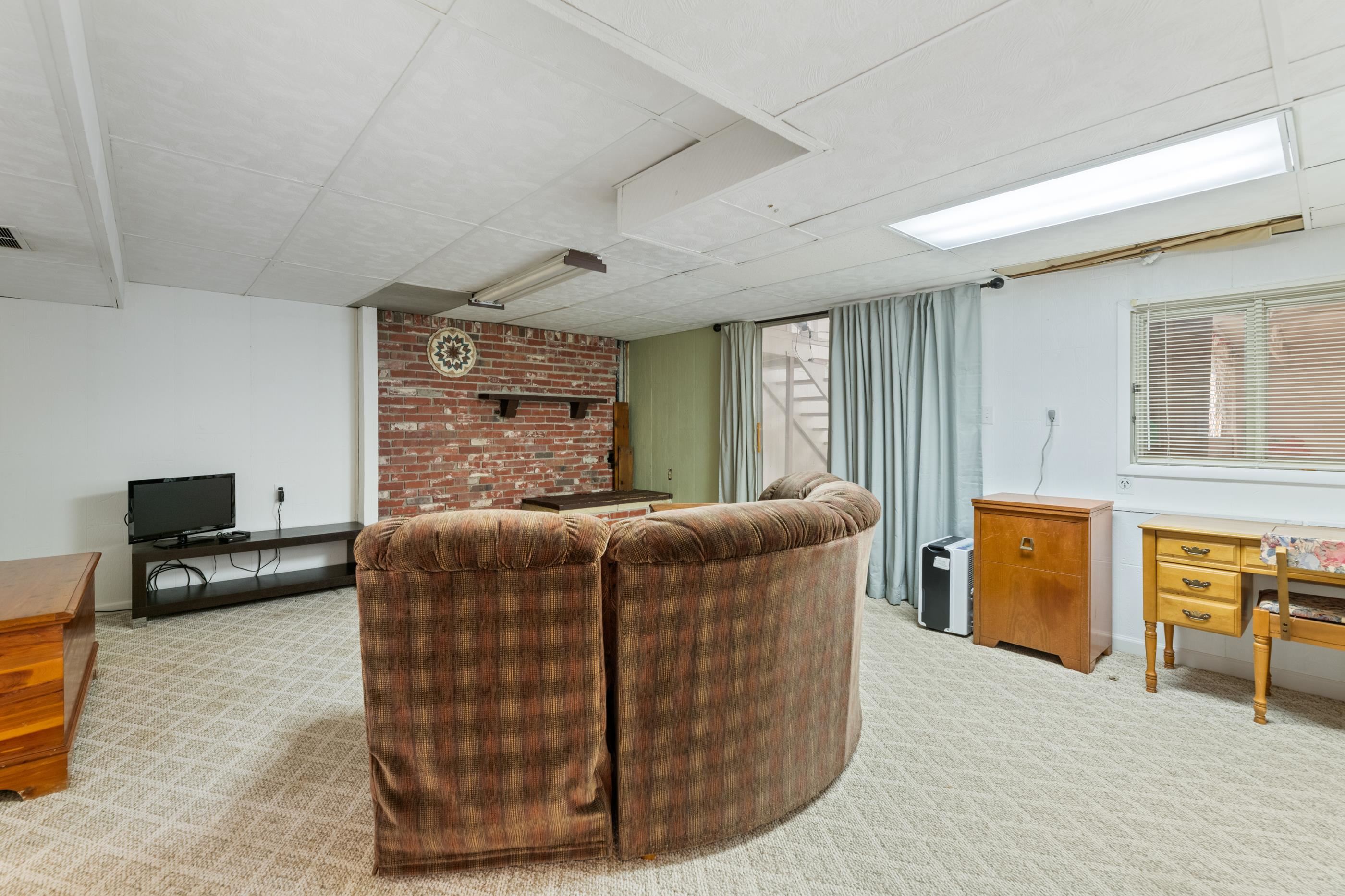 2903 S Kansas Rd, Newton, Virginia image 24