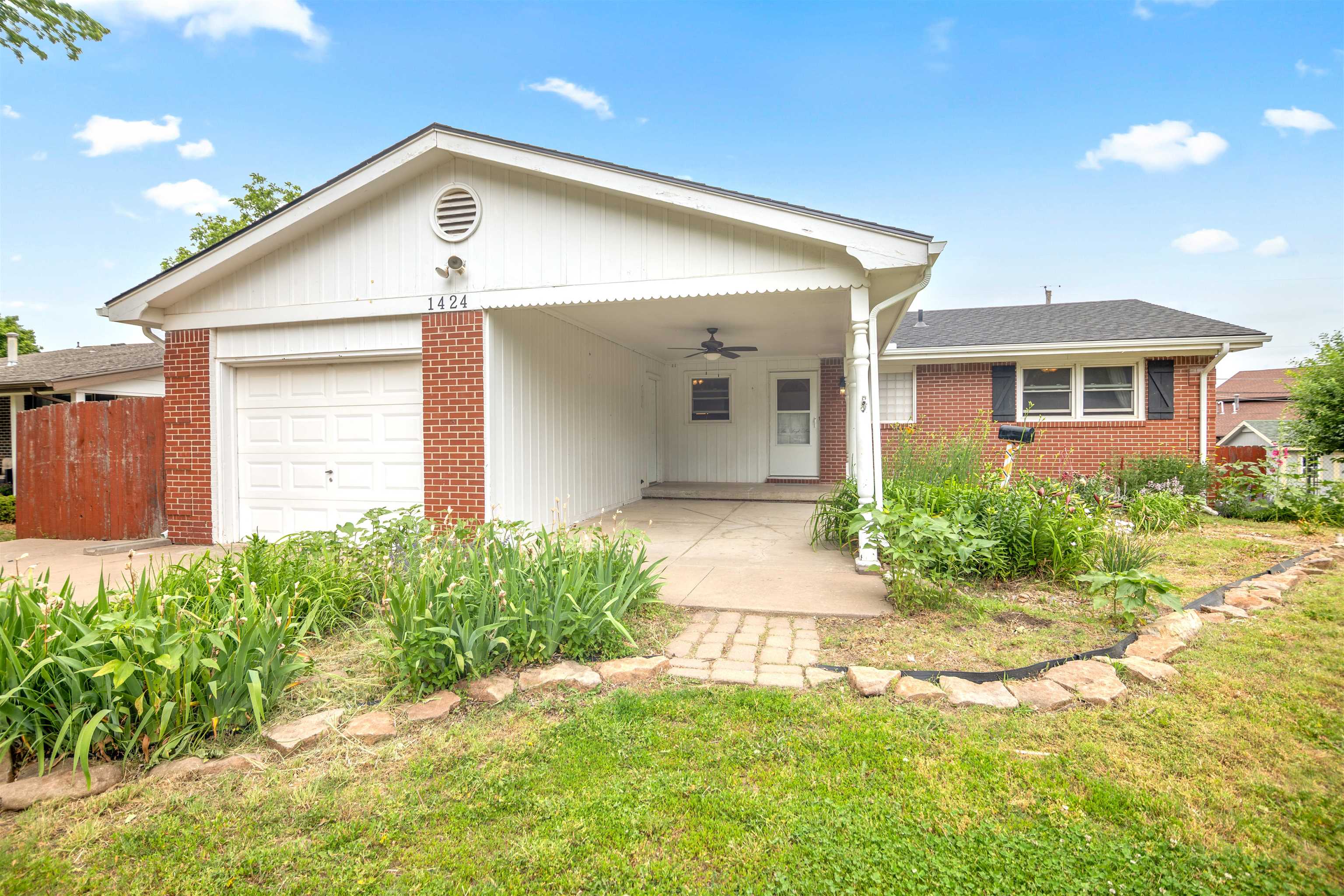 1424 N Community Dr, Derby, Kansas image 1