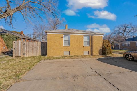 Tiny photo for 6124 E Harry St, Wichita, KS 67218 (MLS # 669278)