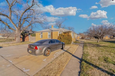 Tiny photo for 6124 E Harry St, Wichita, KS 67218 (MLS # 669278)